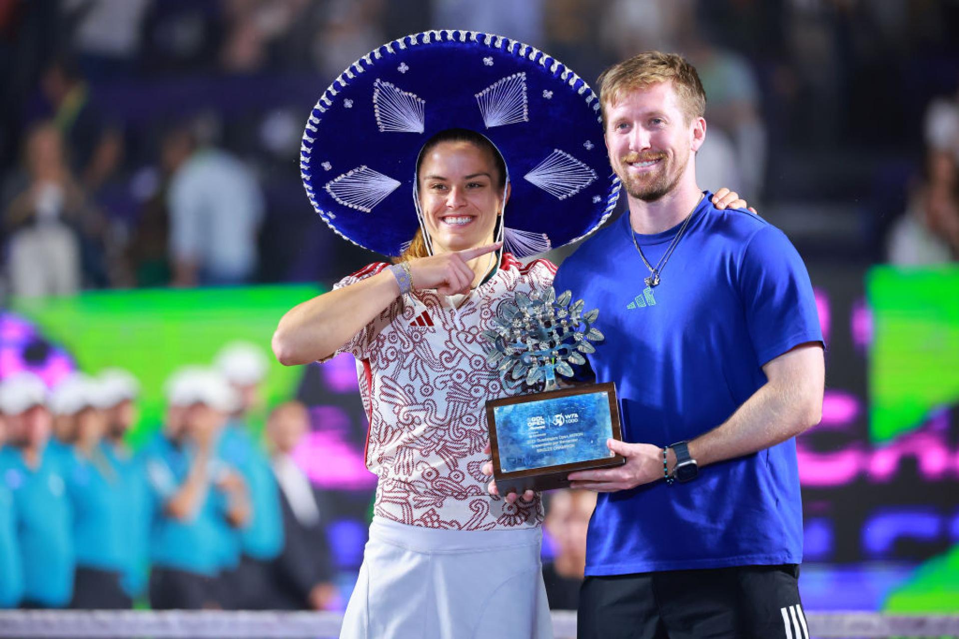 Maria Sakkari and Tom Hill