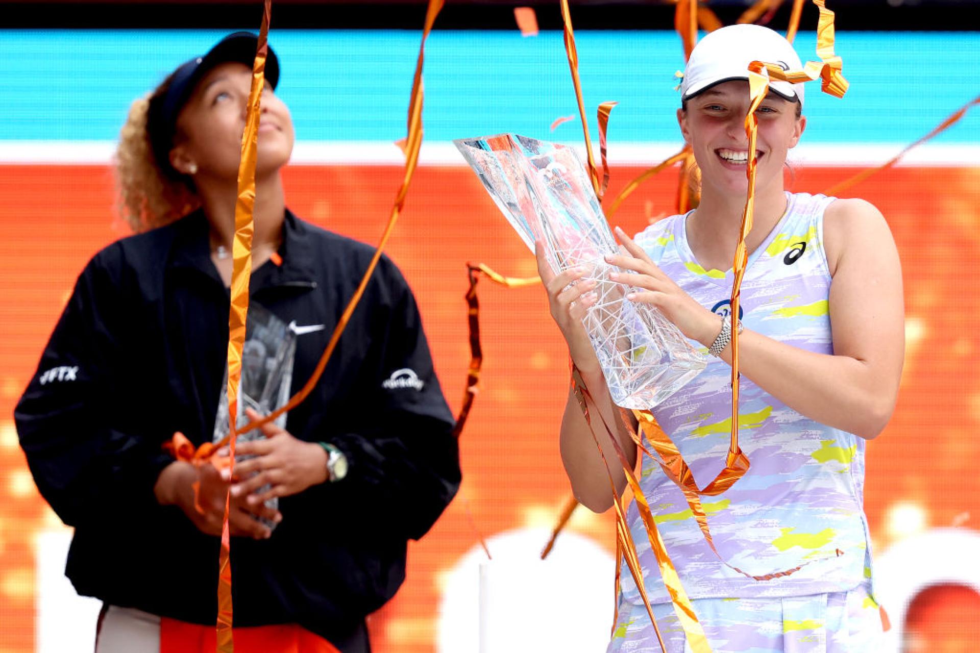 Naomi Osaka and Iga Swiatek