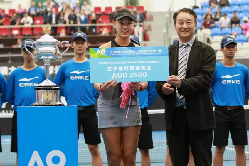 16-year-old Xinyu Wang punches Australian Open main draw ticket in Zhuhai