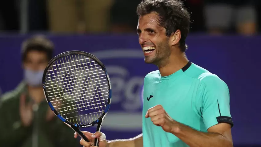 Albert Ramos-Vinolas reacts to pulling off a stunning comeback in the Cordoba final