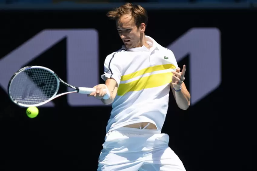 ATP Australian Open: Daniil Medvedev tops Mackenzie McDonald to extend winning streak