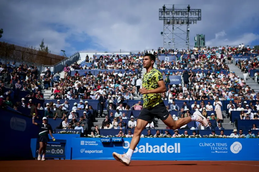 ATP Barcelona: Carlos Alcaraz battles past Roberto Bautista Agut