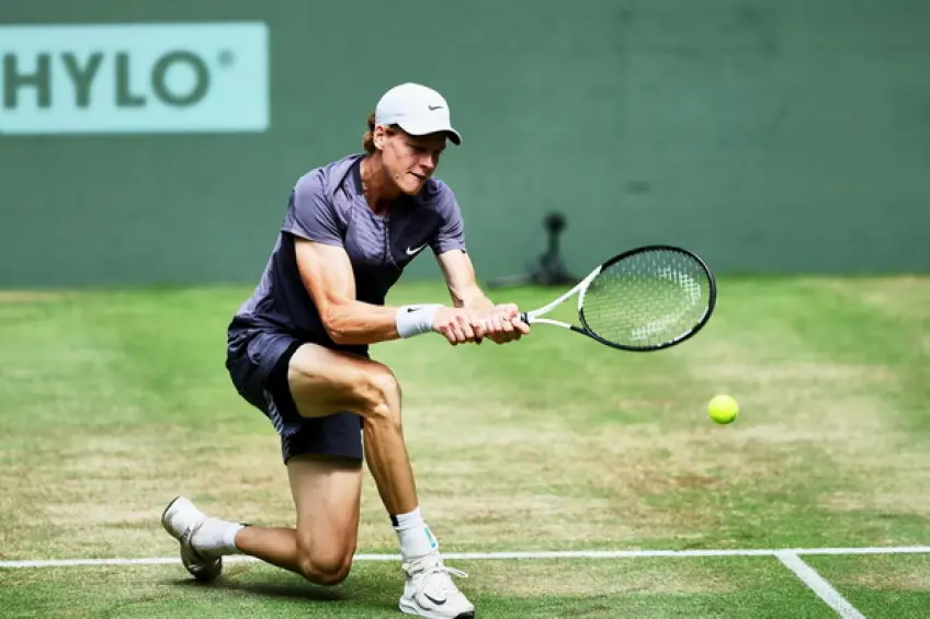 ATP Halle: Jannik Sinner edges Lorenzo Sonego