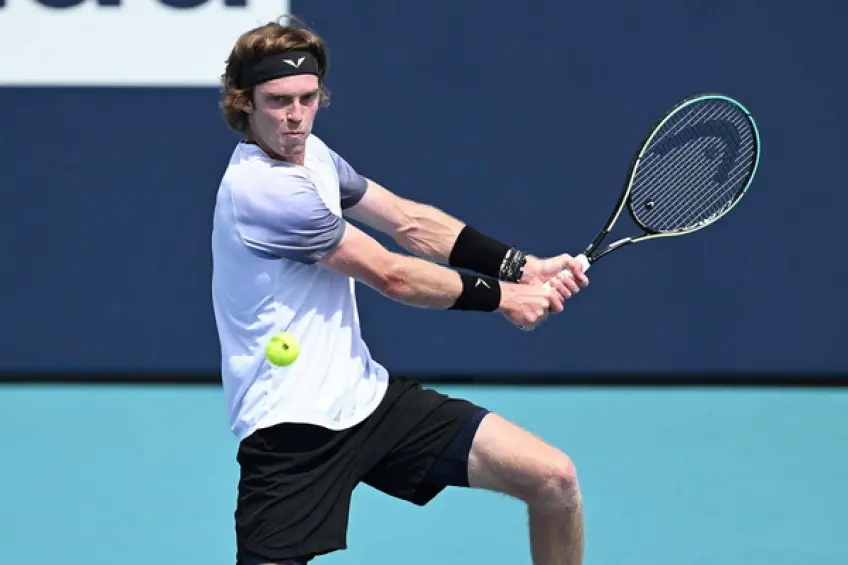 ATP Miami: Andrey Rublev destroys Miomir Kecmanovic