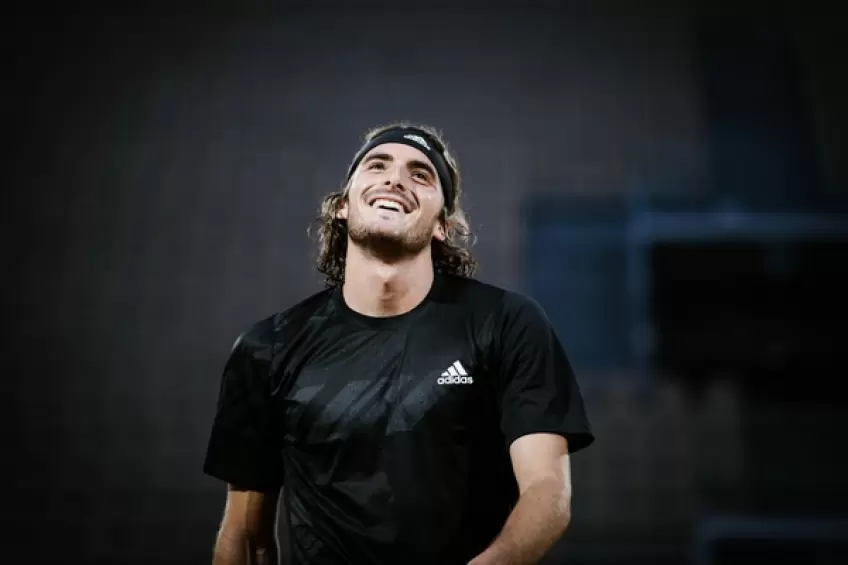 ATP Roland Garros: Stefanos Tsitsipas wins from two sets to love down vs. Jaume Munar