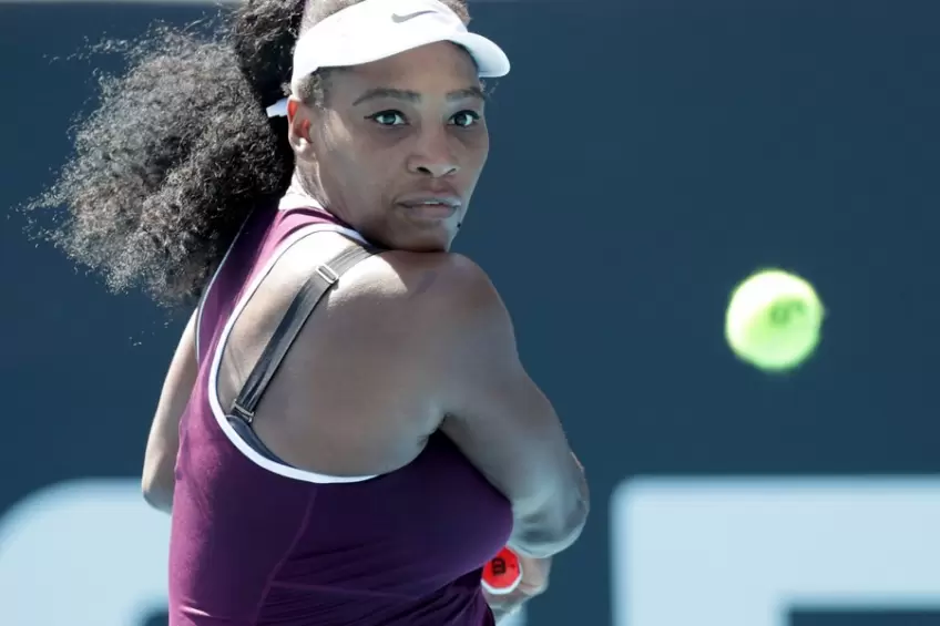 Auckland: Serena Williams powers past Laura Siegemund into SF