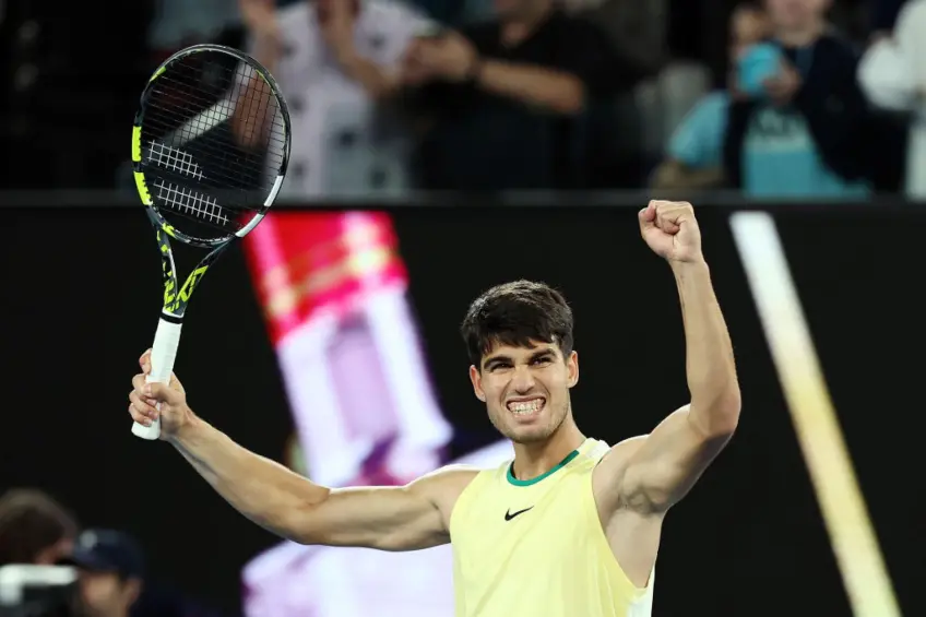 Australian Open: Carlos Alcaraz completes Major QFs