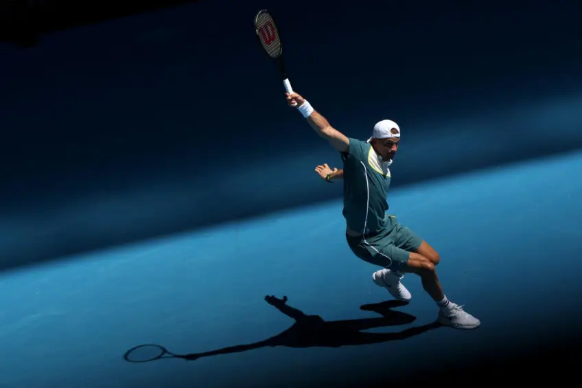 Australian Open: Casper Ruud impresses. Grigor Dimitrov wins