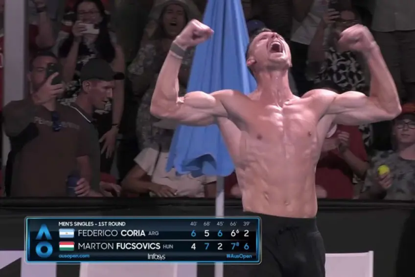 Australian Open: Marton 'Hulksovics' shows incredible upper body