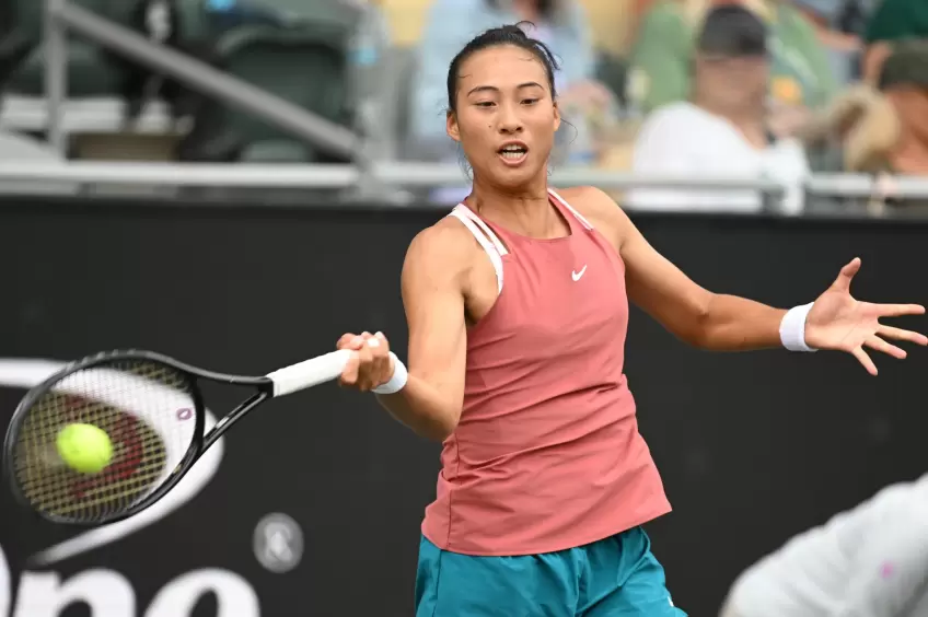 Charleston Open: Qinwen Zheng takes down 2016 titlist Sloane Stephens in 1R