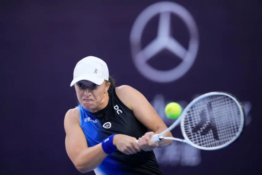 China Open: Iga Swiatek settles into her rhythm of easy wins to bag last-eight spot