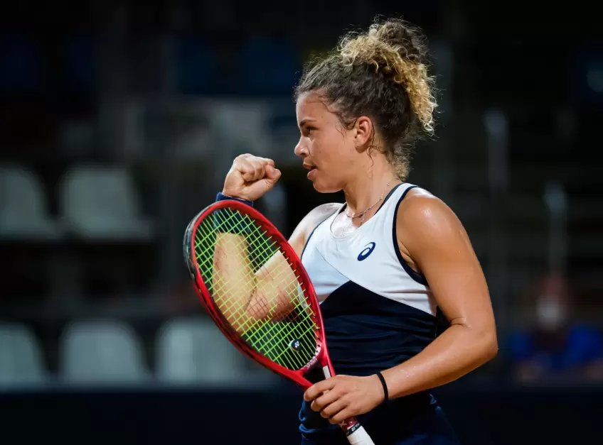 Courmayeur Ladies Open: Jasmine Paolini, Liudmila Samsonova through to SF