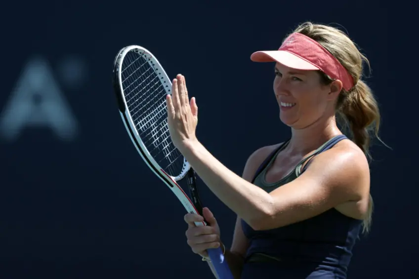 Danielle Collins recounts having $0 at 18 before making it in tennis 