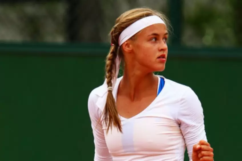 Eighth seed Anna Schmiedlova loses in the first round of Hong Kong Open
