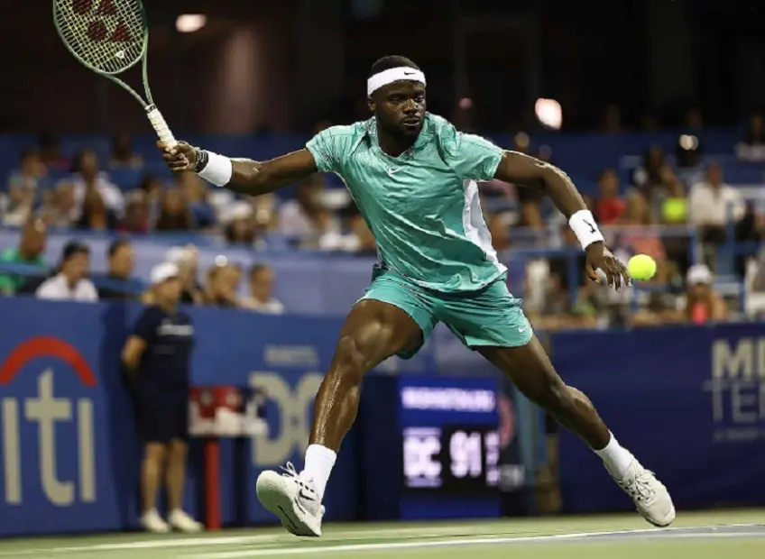 Frances Tiafoe made a moving revelation: "I played with holes in my shoes"