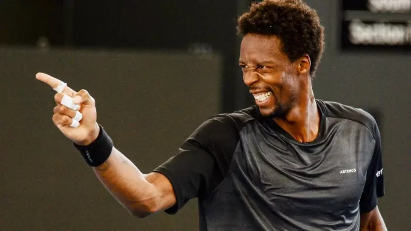 Gael Monfils reacts to thrashing Federico Coria in Melbourne opener 