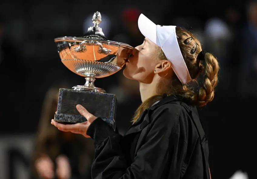 Italian Open: Elena Rybakina claims her maiden crown in Roma!