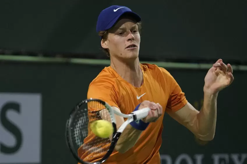 Jannik Sinner reacts to saving three MPs in Miami thriller versus Emil Ruusuvuori