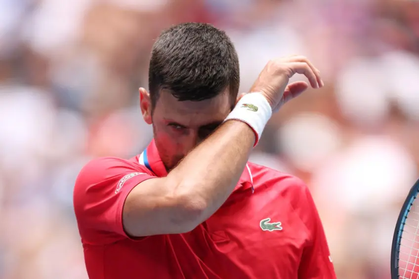 Novak Djokovic explains his wrist issues