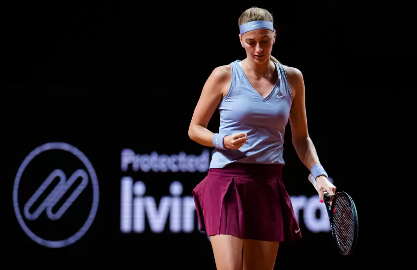 Porsche Tennis Grand Prix: Petra Kvitova ousts Jennifer Brady to reach 2R