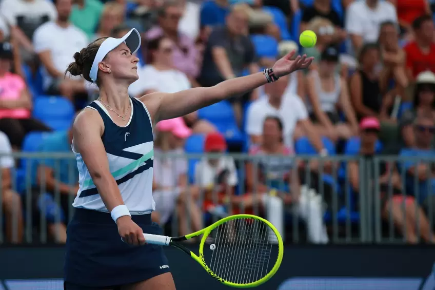 Prague Open: Barbora Krejcikova and Tereza Martincova Czech into the final
