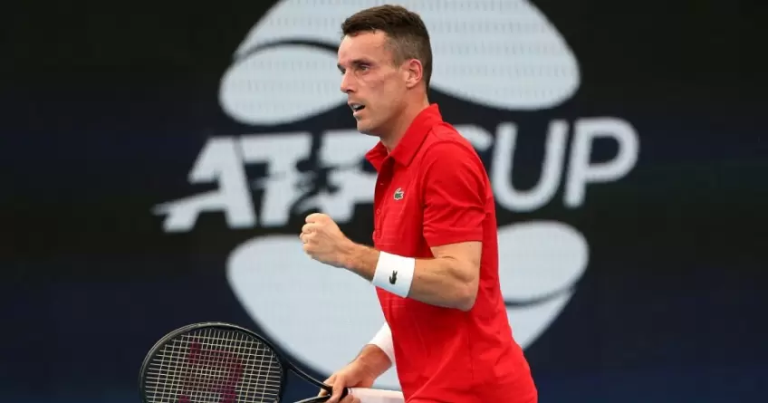Roberto Bautista Agut reacts to destroying Cristian Garin at ATP Cup