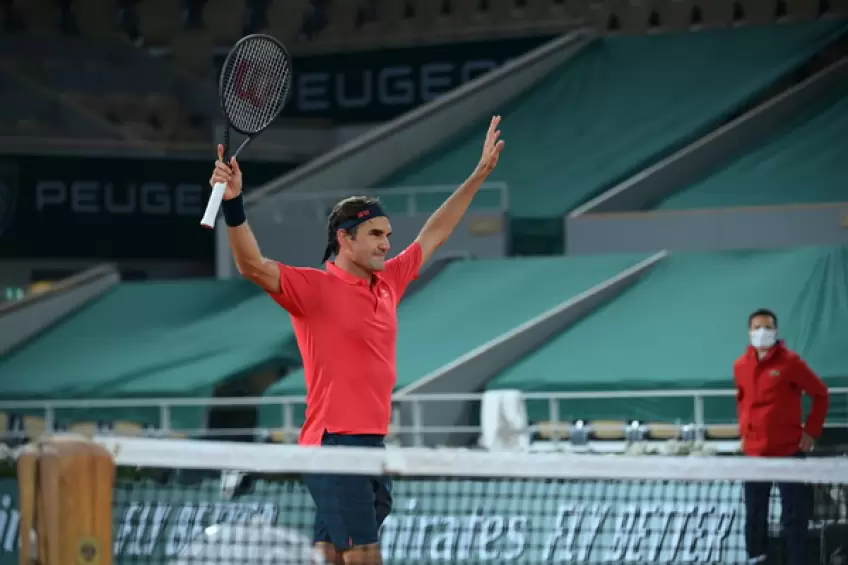 Roger Federer withdraws from Roland Garros, unwilling to risk ahead of Wimbledon