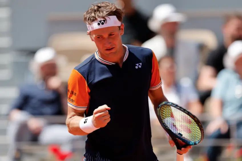 Roland Garros: Casper Ruud steps in and tops Zhizhen Zhang