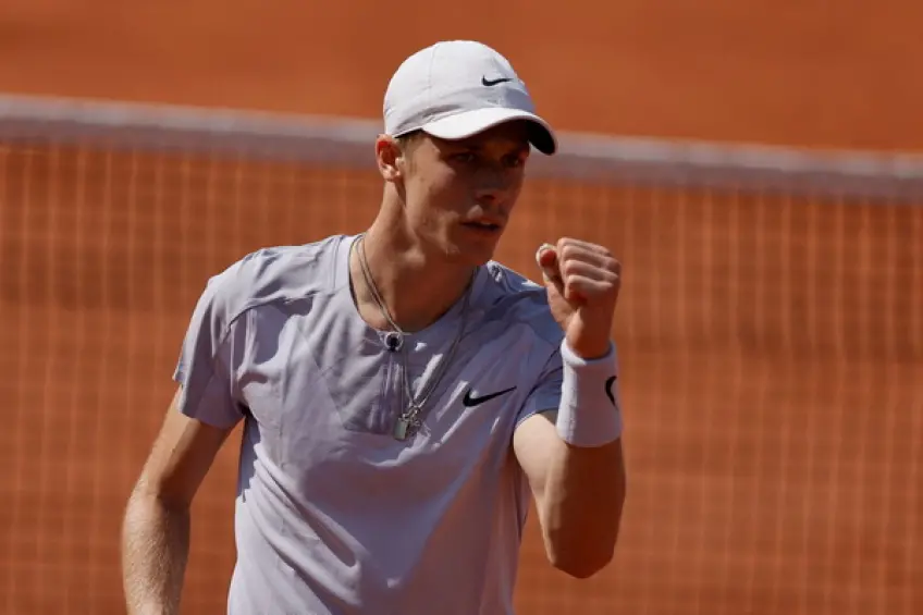 ​​​​​​​Roland Garros: Denis Shapovalov wins thriller and avoids anohter setback