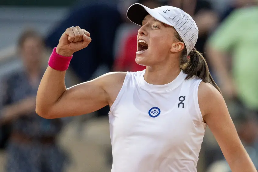 Roland Garros: Iga Swiatek thwarts Beatriz Haddad Maia to enter finale yet again!