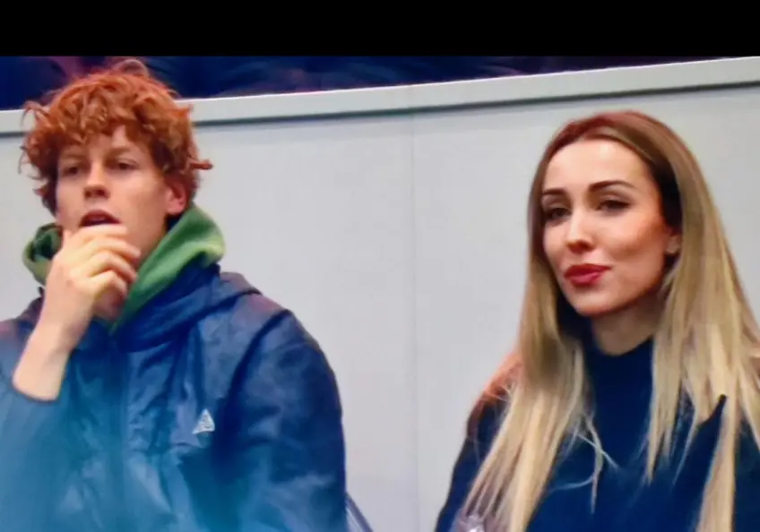 Sinner dates his beautiful girlfriend at the UEFA Champions League match!