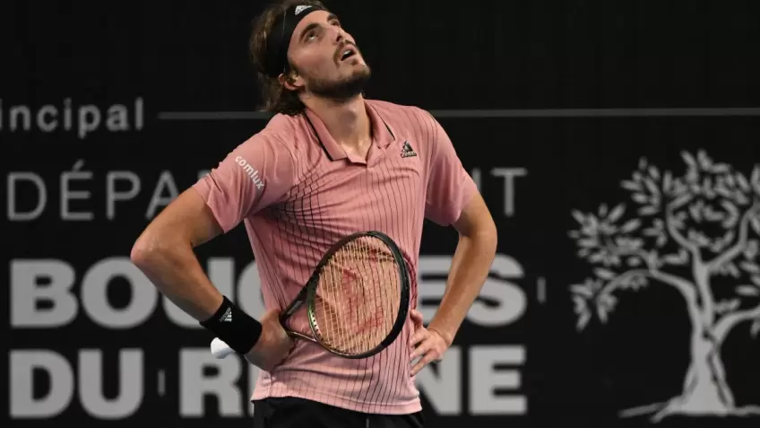 Stefanos Tsitsipas explains what went wrong in a shock Roman Safiullin loss 