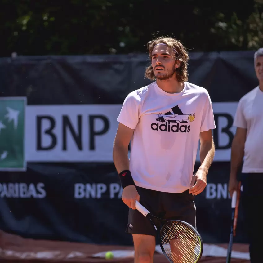 Stefanos Tsitsipas not taking Yoshihito Nishioka for granted in Lyon 