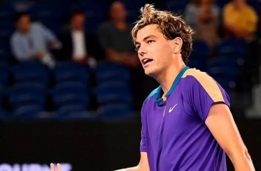 Taylor Fritz reveals torn meniscus after French Open exit
