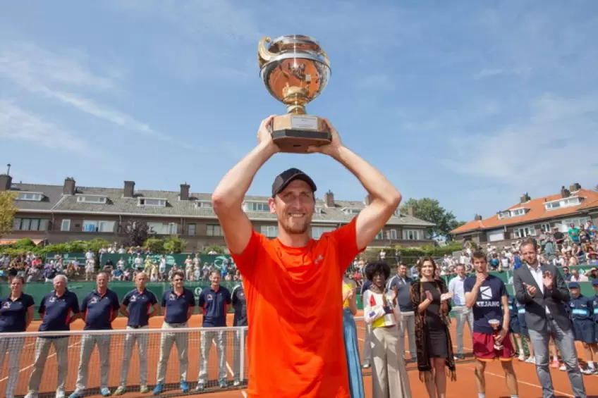 Thiemo de Bakker and Bradley Klahn are back! Maiden title for Ofner