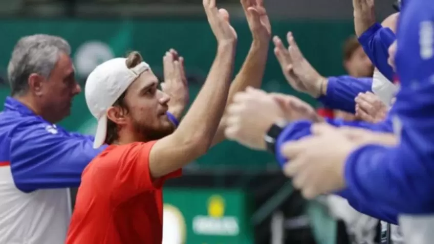 Tomas Machac reacts to stunning Dan Evans at Davis Cup Finals