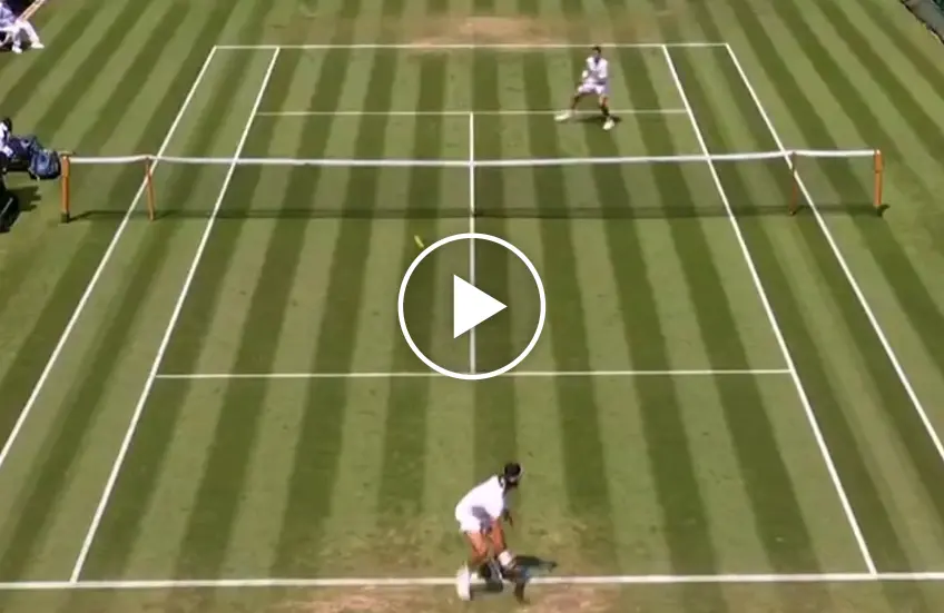 Wimbledon: 'Magic Box' Lorenzo Musetti hits the shot of the tournament!