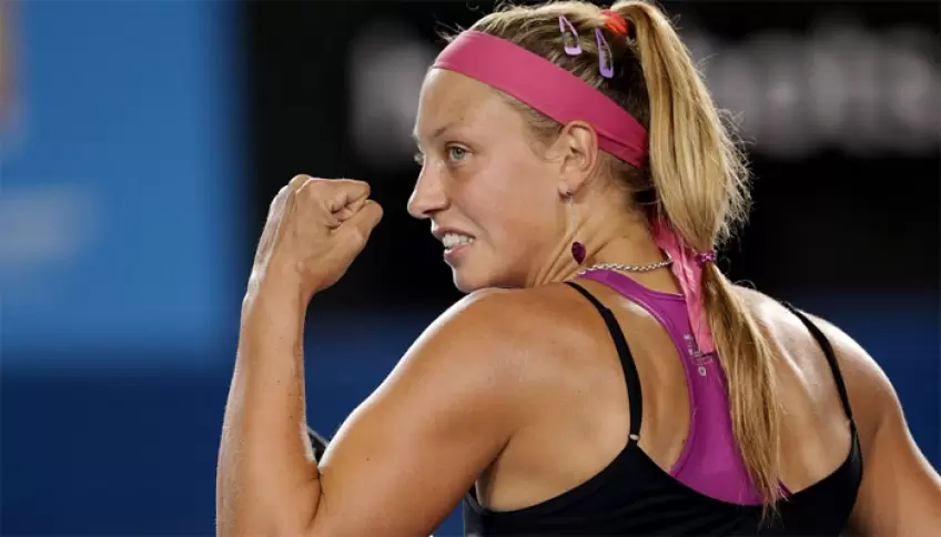 Wedding bells for Yanina Wickmayer 