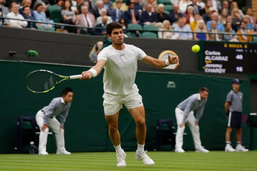 Wimbledon: Carlos Alcaraz earns his first Centre Court win
