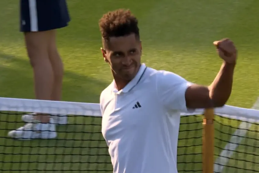 Wimbledon: Michael Mmoh tops struggling Felix Auger-Aliassime