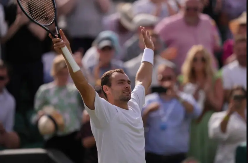 Wimbledon sensation Roman Safiullin recounts watching Roger Federer at Championships