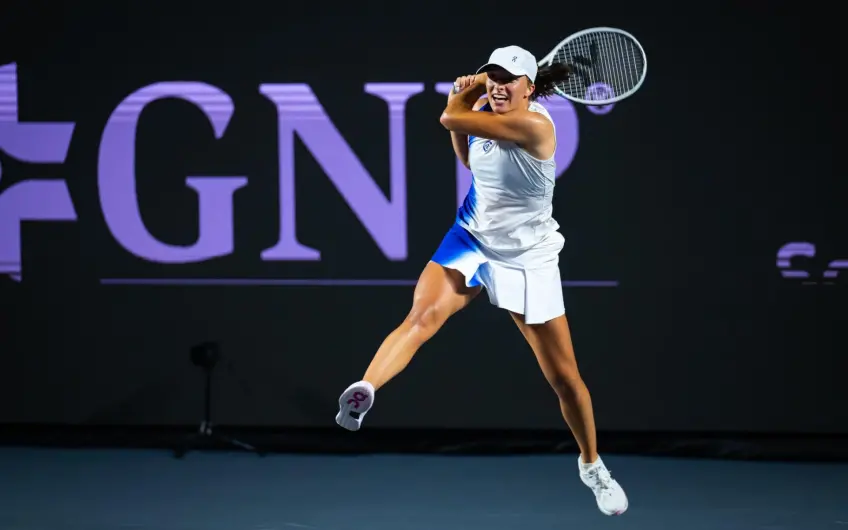 WTA Finals: Iga Swiatek enters SF in style; sets encounter with Aryna Sabalenka