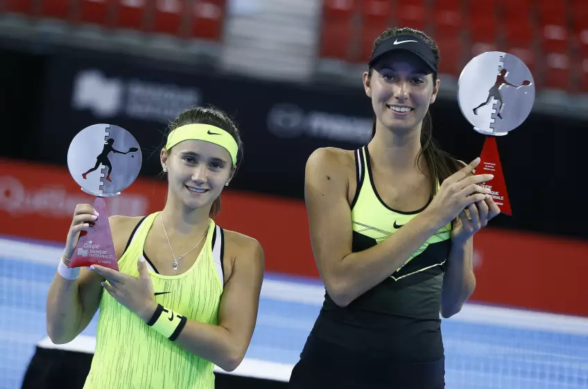 WTA QUEBEC CITY- Oceane Dodin outplays Lauren Davis for first WTA title